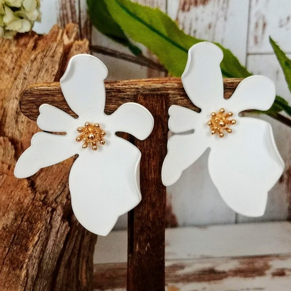 Jewelry - Orange Blossom Earrings